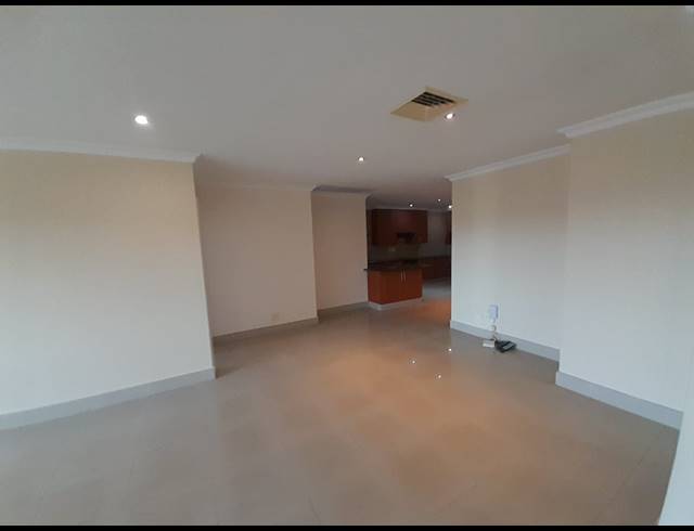 2 BEDROOM APARTMENT TO LET IN LA LUCIA